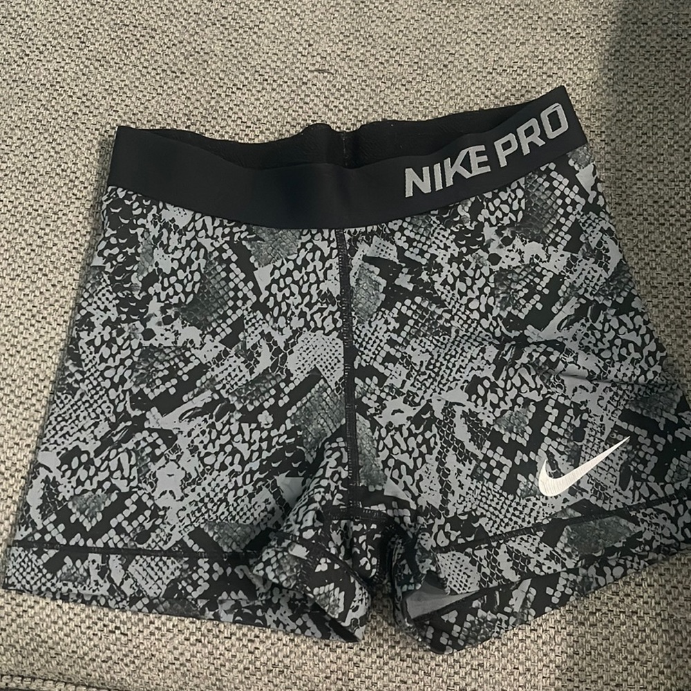 Snake skin print Nike pro slider shorts